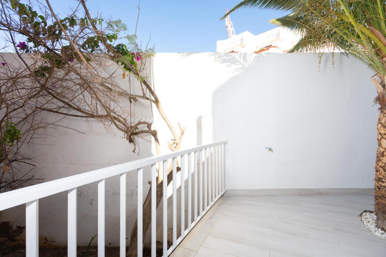 188 Las Tortugas Holiday Home By Sunkeyrents Costa Adeje  Eksteriør billede